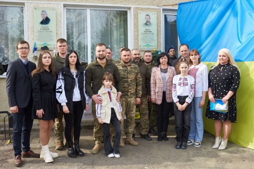 Денис Болтян був професійним військовим, сержант 109 батальйону 10-ї ОГШБ