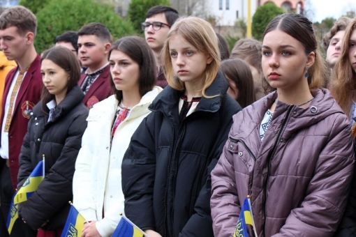 На фасаді ліцею ім. Миколи Сабата відкрили пам‘ятну дошку лейтенанту Василю Стефанишину