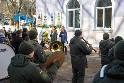 Василь Пасіка - молодший сержант ЗСУ, бойовий медик гірсько-штурмового взводу 10-ї ОГШБ