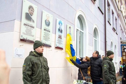 Василь Пасіка - молодший сержант ЗСУ, бойовий медик гірсько-штурмового взводу 10-ї ОГШБ