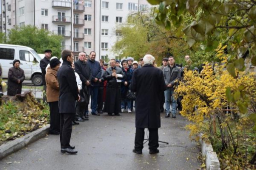 В Івано-Франківську відкрили пам'ятну дошку письменнику-десиденту