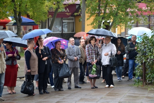 У Івано-Франківську відкрили пам’ятну дошку відомій спортсменці та педагогу Вірі Дяченко