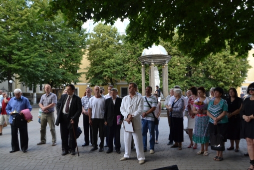 У Івано-Франківську відкрили анотаційну дошку Володимиру Любінцю